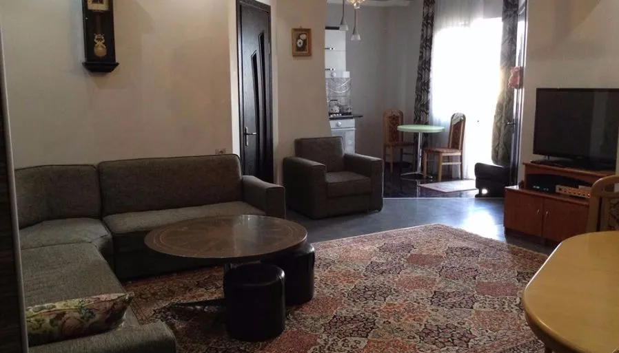 Apartment on Javakhishvili — Photo 1