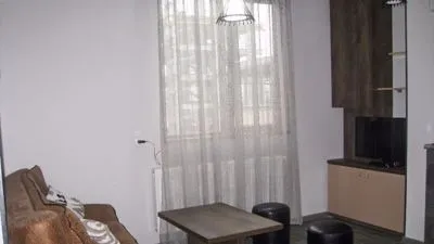 აპარტამენტი 67 მიროტაძეზე — ფოტო 2
