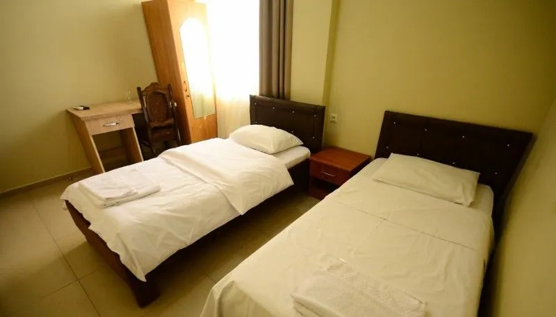 გოლდენ ჰაუს — ფოტო 30
