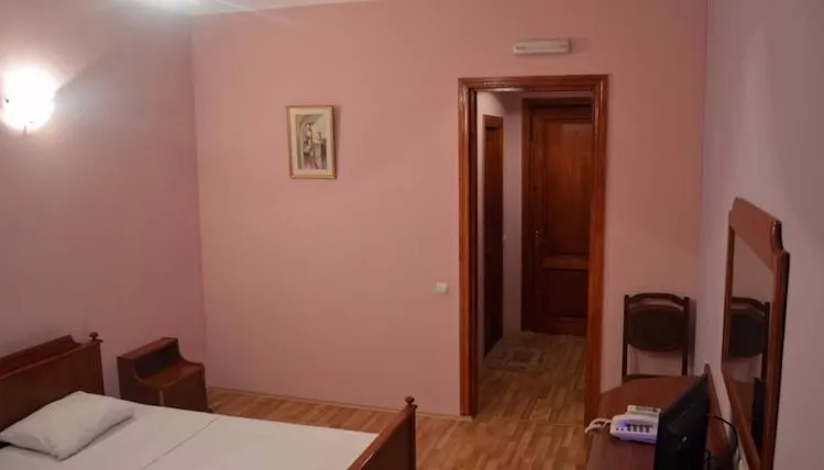ტირიფიჰოლიდეი — ფოტო 30