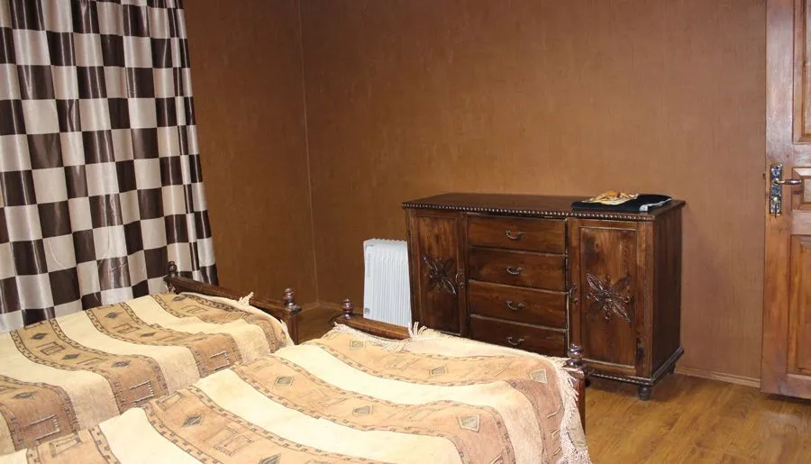 Ninia's Guesthouse — Photo 15