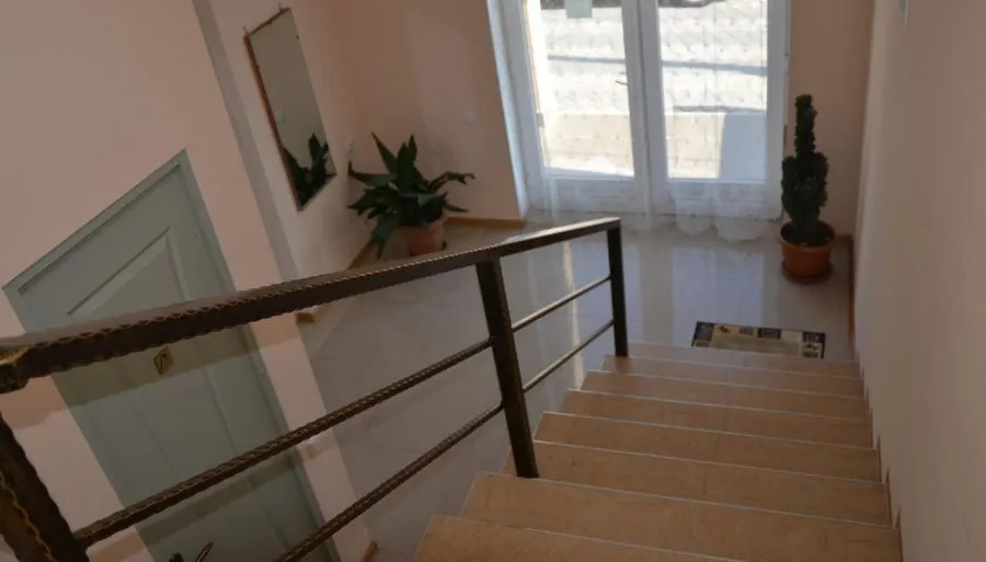 New Hotel — Photo 11