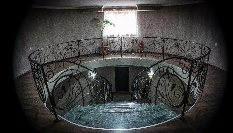 Hotel Tiflis — Photo 1