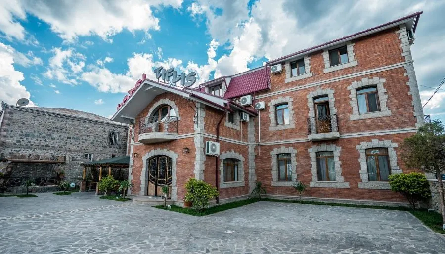 სასტუმრო ტიფლისი — ფოტო 14