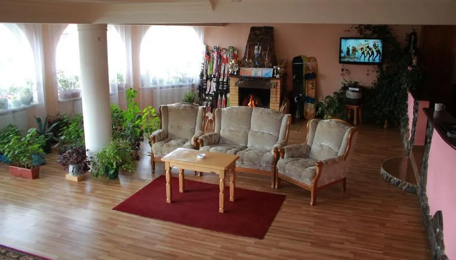 Merry's House — Photo 5