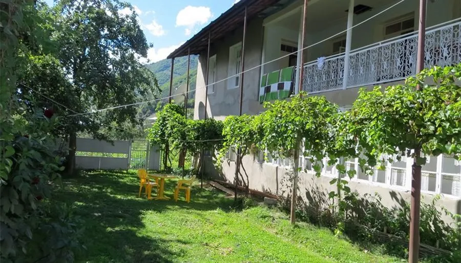 Golden Mountains House — ფოტო 16