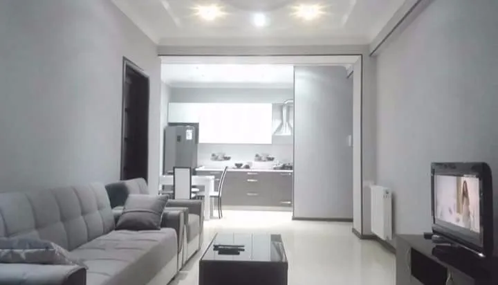 Apartment on Mirotadze 13 — Photo 1