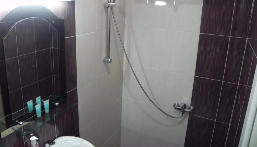Hotel Leon — Photo 39