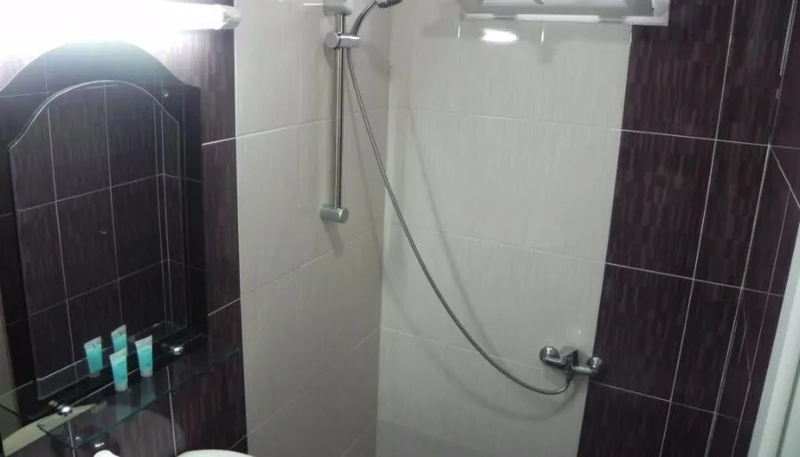 Hotel Leon — Photo 59