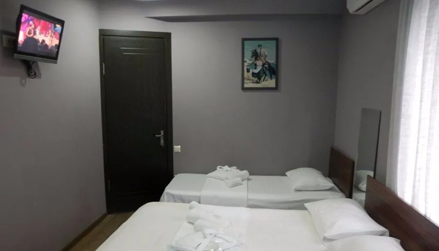 Hotel Leon — Photo 18