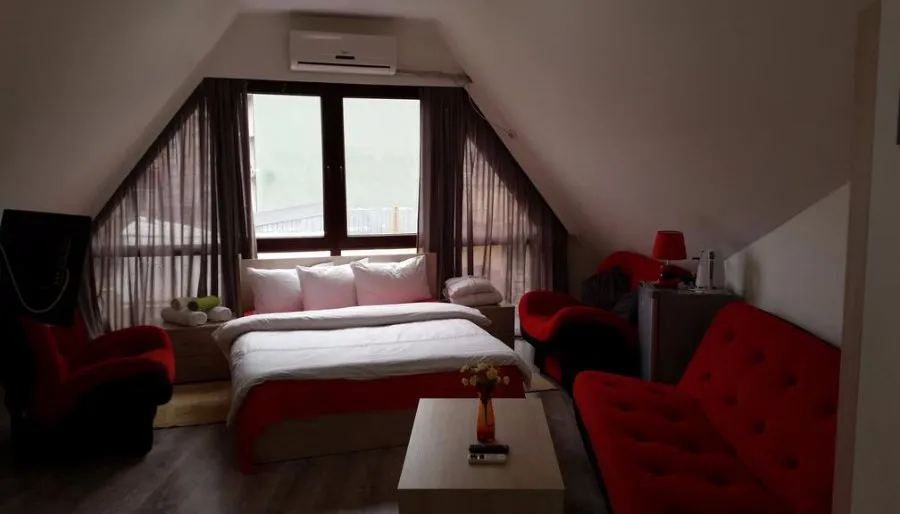 Hotel Leon — Photo 19