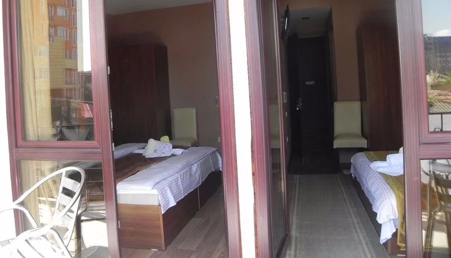 Hotel Leon — Photo 24
