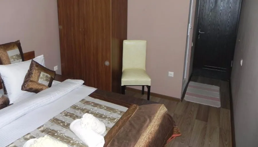 Hotel Leon — Photo 14