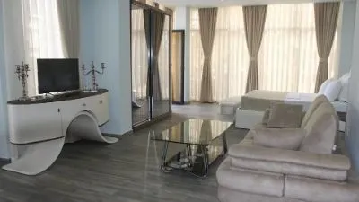 ლაით პალასი