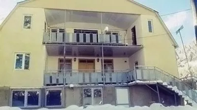 ფემილი
