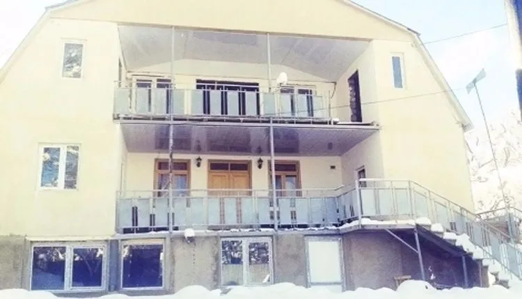 Family Hotel — Photo 1
