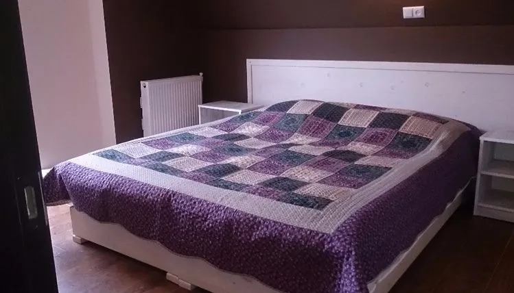 Mgzavrebi apt 403 — Photo 11