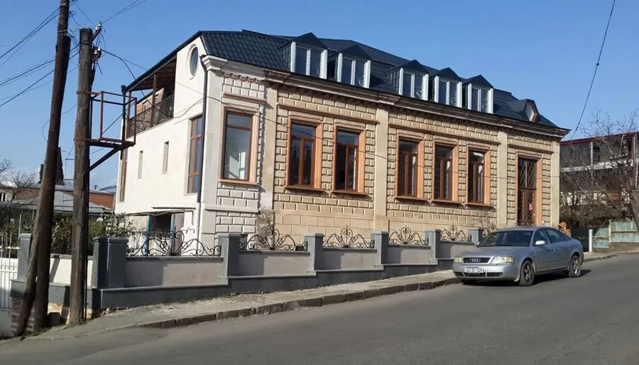 Edemi — Photo 2