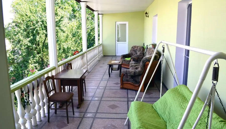Green House Telavi — Photo 4