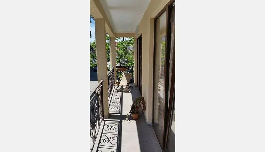 Private House — Photo 1
