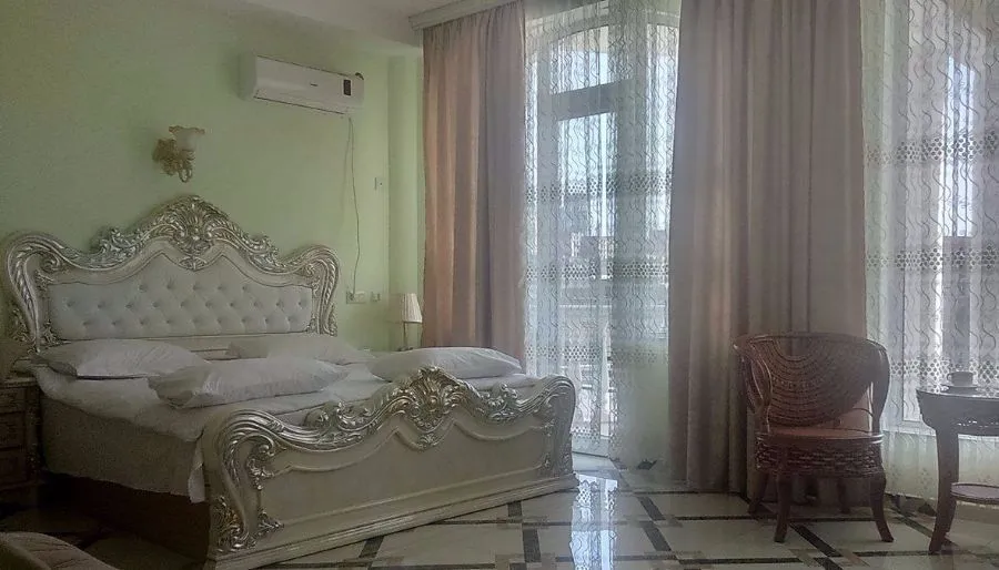 White Palace — Photo 56