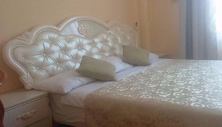 White Palace — Photo 37