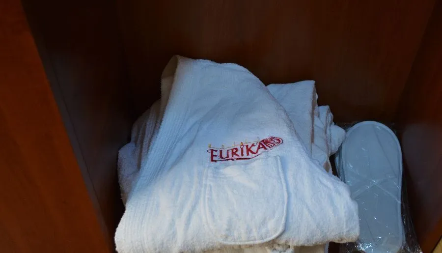 EURIKA — Photo 39