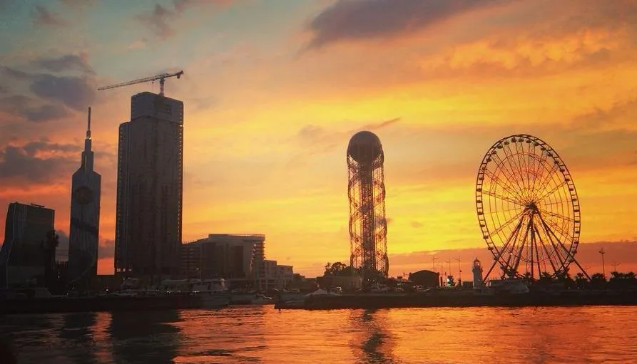 Batumi Porta Tower — Photo 10