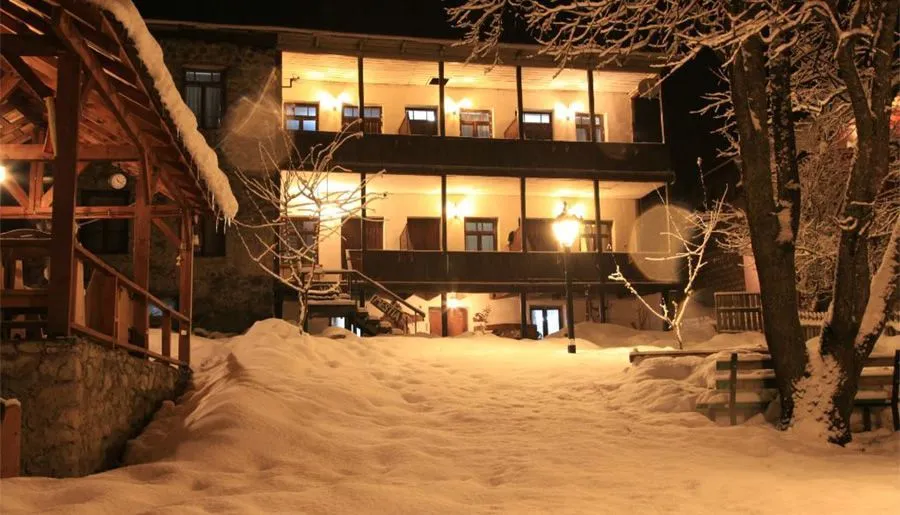 Villa Mestia Hotel — Photo 11