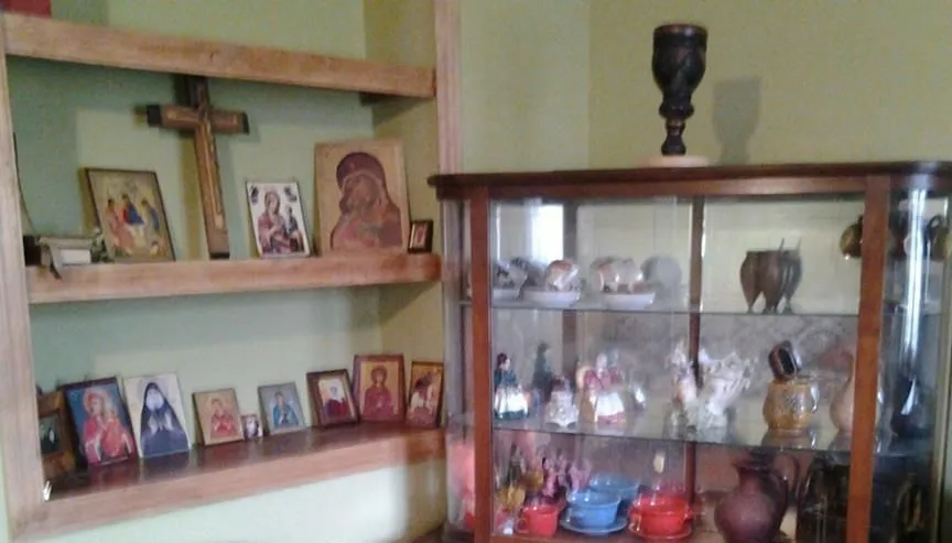 Marine's Guest House — Photo 1