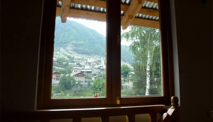 Mestia Panorama Guesthouse — Photo 8