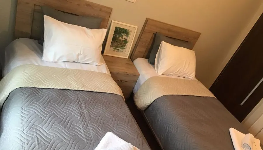 Room 4 U — Photo 15